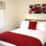 City Centre Town House With River Walks And Free Parking C27Hk