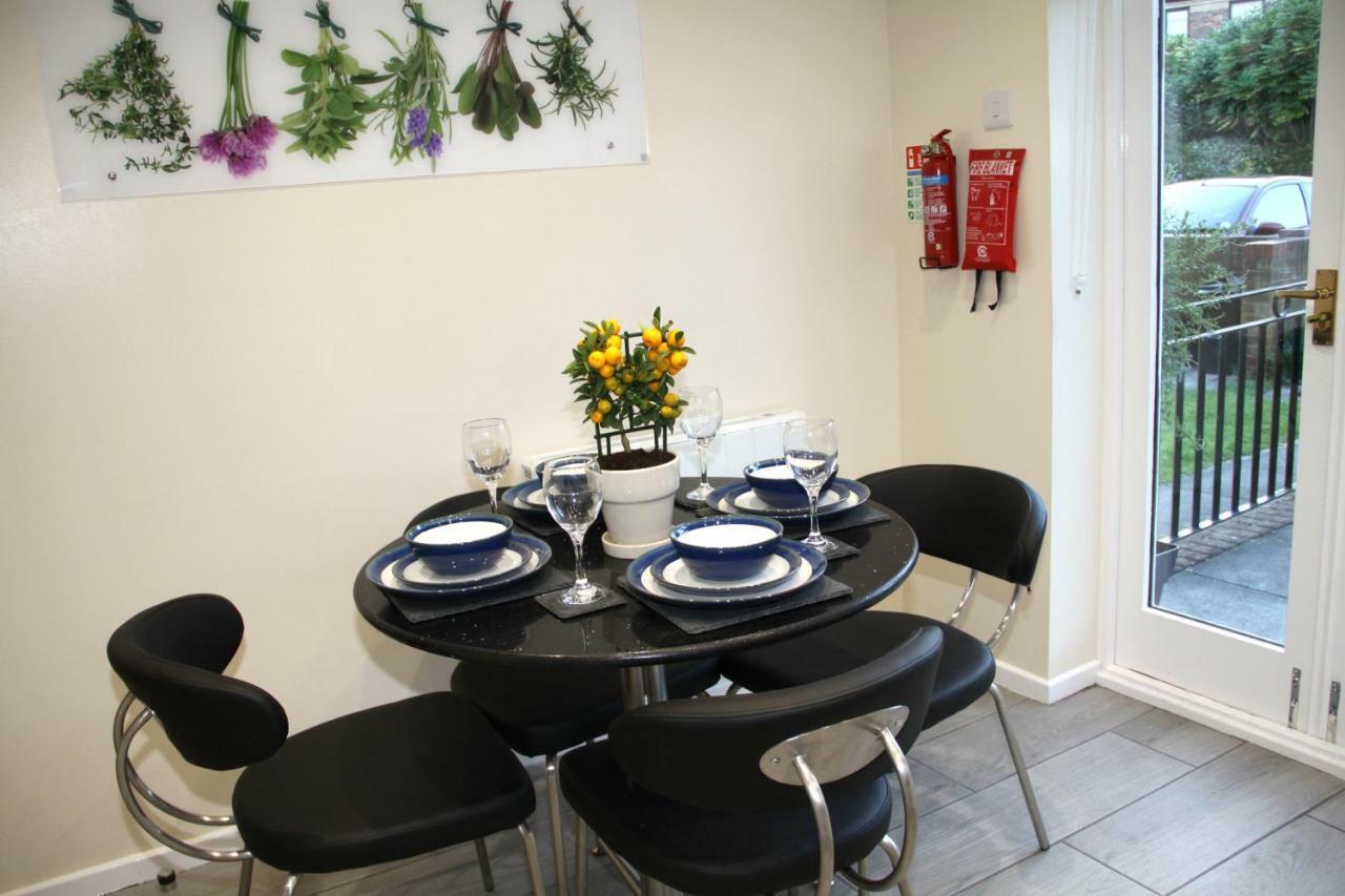 Casa vacanze City Centre Town House With River Walks And Free Parking C27hk *